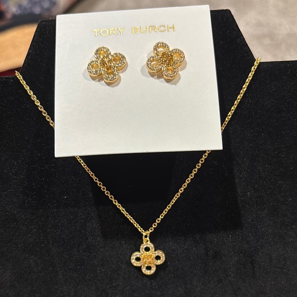 NWOT Tory Burch Kira Clover Pave Necklace/ Earrings Set